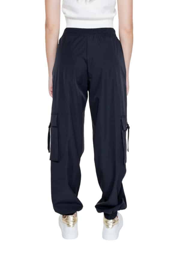 Guess Active Pantaloni Donna - Image 2